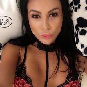 Meet your Posher, Xandra